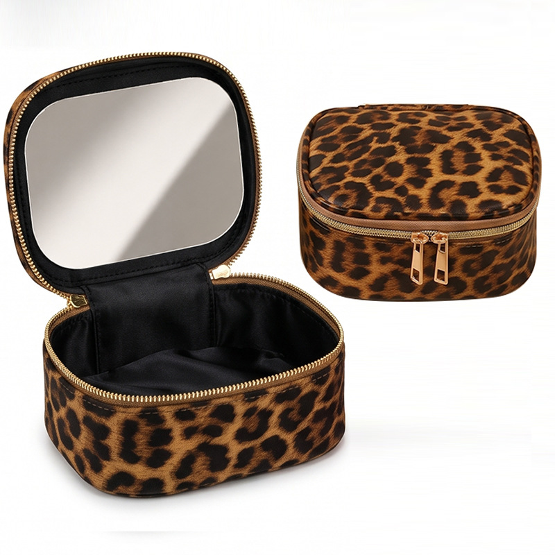 Nowa kosmetyczka z lustrem na  – Body Jewelry Waterproof recenzja i cena
